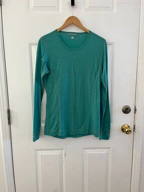 Smartwool Woman's Green 100% Merino Long Sleeved Base Layer Shirt Sz XL